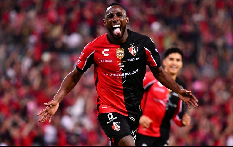 Atlas derrotó con marcador de 2-0 al conjunto de los Tuzos del Pachuca, con goles de Luis Reyes y otro al último minuto de Julián Quiñones, que hizo estallar el estadio. IMAGO7