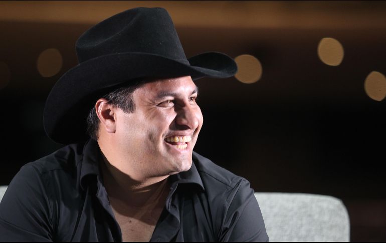 La tarde de este viernes se realizó una conferencia de prensa, donde el intérprete de 