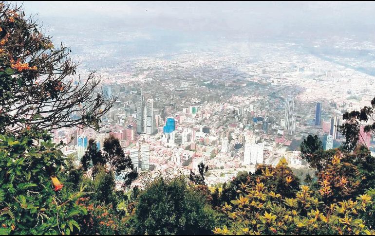 Así luce Bogotá desde el cerro de Monserrate, una experiencia que vale la pena disfrutar. EL INFORMADOR/F. González