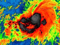 Se espera que el huracán llegue mañana a la costa de Oaxaca.