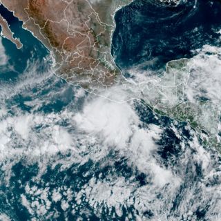 Activan refugios en Oaxaca por huracán