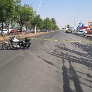 Movilidad en ZMG: Cierran Av. Adolf B. Horn y Periférico por reparación de ducto de hidrocarburos