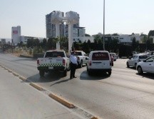La protesta comenzó alrededor de las 17:00 horas en Periférico Poniente a la altura de avenida Inglaterra. TWITTER/@JaliscoVial