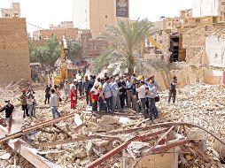 Protestaban por el derrumbe de un edificio en el que murieron al menos 34 personas. EFE/ESPECIAL