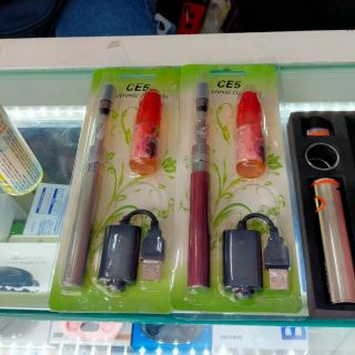 Pese a prohibición federal, continúa venta de vapeadores en Guadalajara