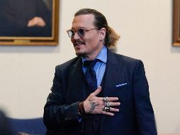 Johnny Depp, además accedió a convivir y fotografiarse con todo el personal del restaurante. AFP / ARCHIVO