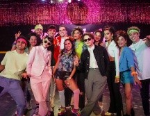 Natalia Dyer y Charlie Heaton asistieron a la inauguración del “Stranger California”. CORTESÍA / NETFLIX