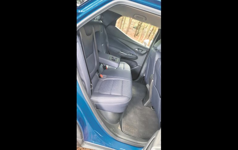 El espacio es una de las cosas que más nos gustaron, con buen lugar para dos o tres pasajeros en la banca posterior. EL INFORMADOR/M. Castillo