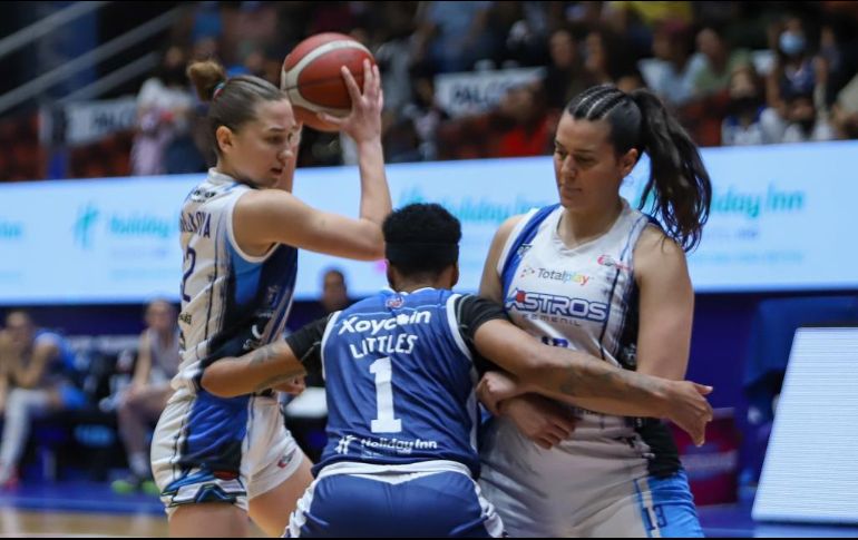 Esta es una dolorosa derrota para la escuadra tapatía, pues ahora se aprieta más que nunca la lucha por el liderato de la Zona Sur. CORTESÍA