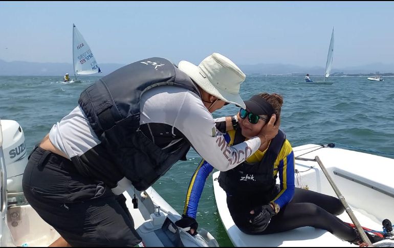 Las medallas siguieron llegando para la delegación jalisciense en los deportes acuáticos. CORTESÍA/CODE JALISCO
