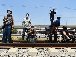 López Obrador señala que con este plan se busca garantizar a estos periodistas seguridad social, atención médica, entre otros apoyos. EFE / ARCHIVO