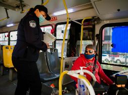 Desde el pasado 9 de mayo el gobernador de Jalisco dio a conocer que el uso del cubrebocas se mantenía como una medida obligatoria en el Transporte Público. EL INFORMADOR/ARCHIVO