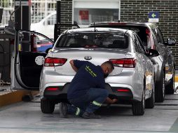 La verificación continúa siendo obligatoria para 2.8 millones de vehículos que circulan en la Zona Metropolitana de Guadalajara y las ciudades medias. EL INFORMADOR/A. Camacho