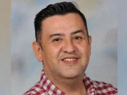 El profesor Arnulfo Reyes resultó herido, mientras que los 11 niños de su clase murieron. CBS/ ROBB ELEMENTARY