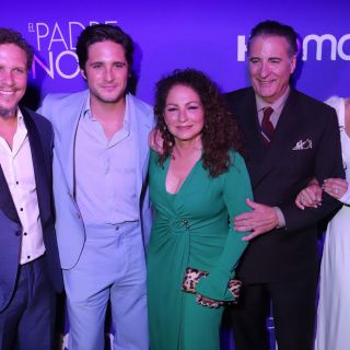 HBO Max: Diego Boneta y Adria Arjona presentan "El padre de la novia"