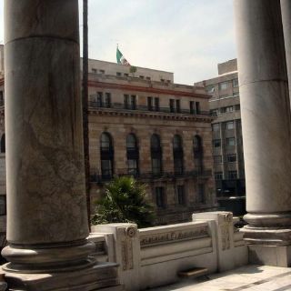 Objetivo inflacionario se alcanzará hasta 2024: Banxico