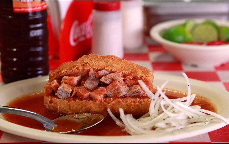 La torta ahogada es sinónimo de Guadalajara. EL INFORMADOR/ARCHIVO