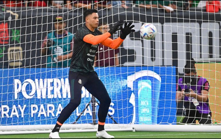 Alfredo Talavera tuvo actividad con el Tricolor en la derrota por 3-0 ante Uruguay. IMAGO7