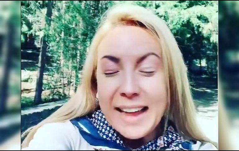 Mafe Walker, originaria de Colombia, se volvió viral en TikTok, donde comenzó a mostrar su “don” de hablar en “alienígena”. INSTAGRAM / @mafewalkerstarseed