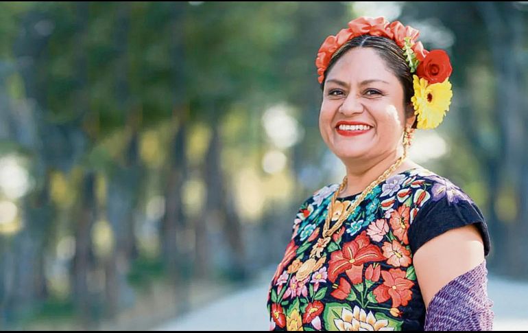 Irma Pineda. Tras la desaparición forzada en 1978 de su padre, Víctor Pineda Henestrosa, la poeta señala: “la lectura fue la barca que me permitió salvarme”. SUN