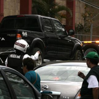 Secretaría de Seguridad niega que "cazan" a vehículos mal estacionados