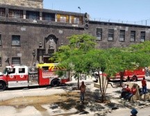 Evacuan a más de dos mil personas en Palacio Federal por fuga de gasolina