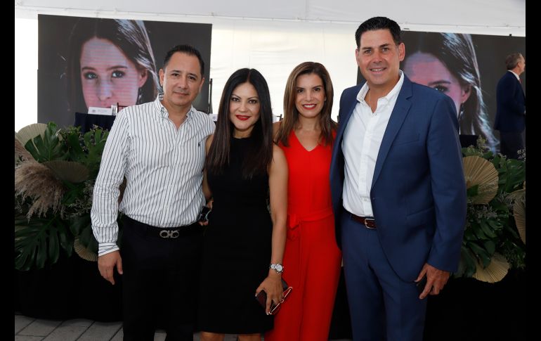 ; Oscar Ledesma, Liz Aldana, Pau Robles e Iñigo González. GENTE BIEN JALISCO/Claudio Jimeno