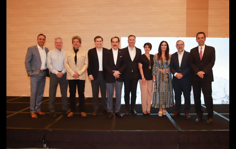 Juan Carlos Leaño, Robert Grosse, René Calderón, Antonio Leaño del Castillo, Antonio Leaño Reyes, Manuel Herrera, Mónica Bañuelos, Geraldine Herrera, Andrés Canales y Hugo de la Rosa. GENTE BIEN JALISCO/Antonio Martínez