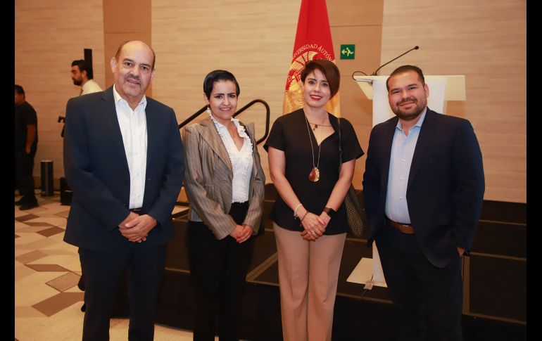 Mauricio Durán, Karina Aguilar, Mónica Bañuelos y Alan Agraz. GENTE BIEN JALISCO/Antonio Martínez