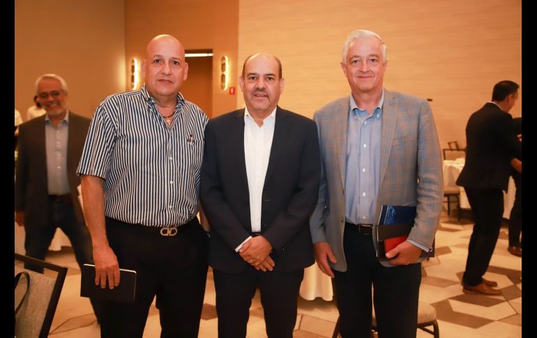 Víctor Arreola, Mauricio Durán y Joachim Schoepke. GENTE BIEN JALISCO/Antonio Martínez