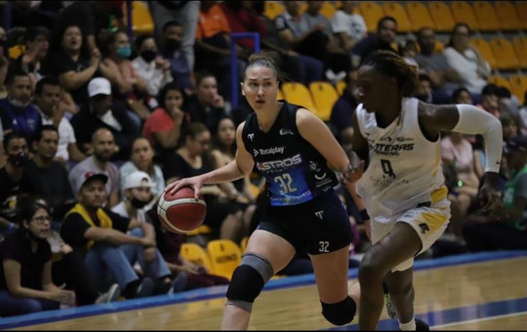 Esta serie se juega a ganar tres de cinco partidos y la quinteta jalisciense ya dio el primer paso. CORTESÍA