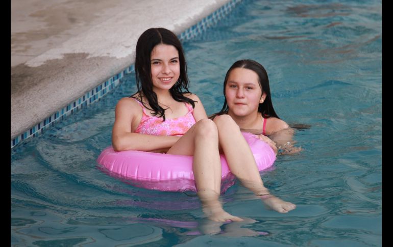 Belen Degeuse y Fátima Vizcaino. GENTE BIEN JALISCO. Antonio Martínez