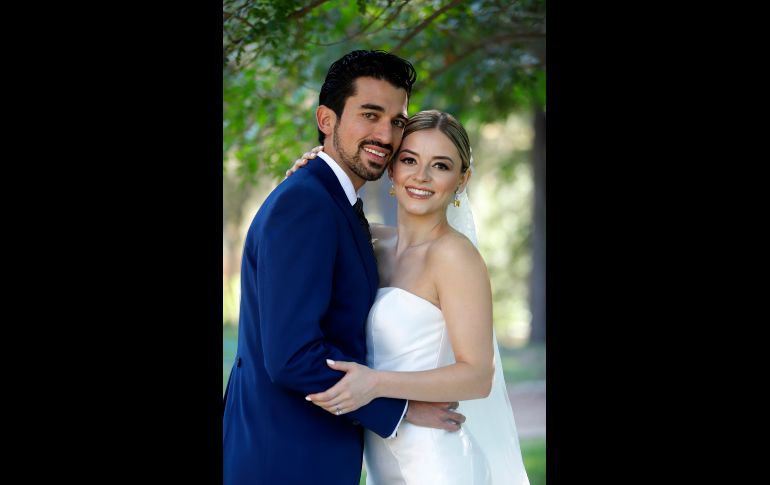 Eduardo Mendoza y Cristina González. GENTE BIEN JALISCO/Claudio Jimeno