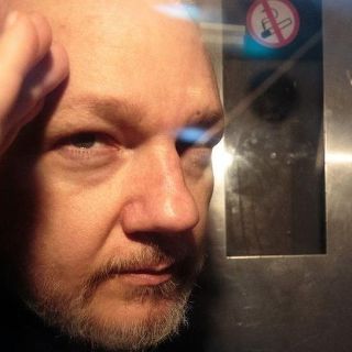 Julian Assange: el gobierno de Reino Unido aprueba la extradición del fundador de WikiLeaks a Estados Unidos