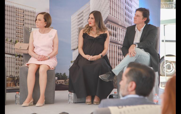 Guillermina Tomé, Priscila Solorzano y Antonio Antonio. GENTE BIEN JALISCO/Antonio Martínez