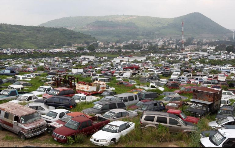 Actualmente, el cobro por día en el corralón es de 94 pesos para vehículos tipo sedán, 25 por motocicletas y 115 pesos para camionetas. EL INFORMADOR / ARCHIVO