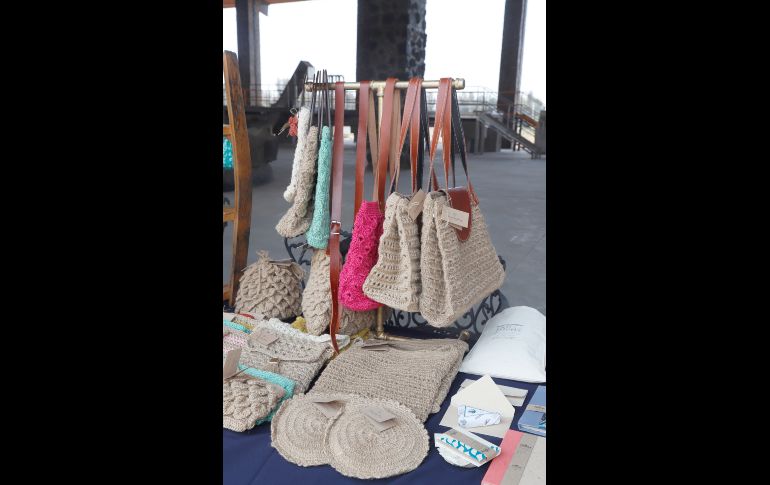 Vendimia de artesanías locales. GENTE BIEN JALISCO/Claudio Jimeno