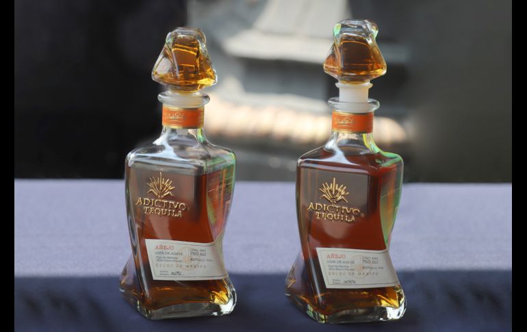 Vendimia de artesanías locales. GENTE BIEN JALISCO/Claudio Jimeno