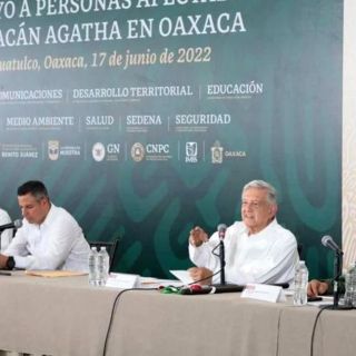 Huracán "Agatha": En Oaxaca, AMLO ordena entrega de apoyos a damnificados por el ciclón