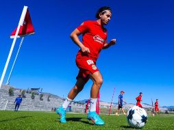 Alan Mozo. El refuerzo del Guadalajara para el próximo torneo podría vivir su primer Clásico ante los Rojinegros del Atlas. TWITTER/Chivas