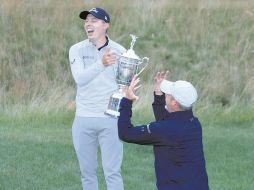 El golfista inglés supo manejar la presión en el tiempo correcto y se llevó la gloria máxima jugando en un Grand Slam. AFP