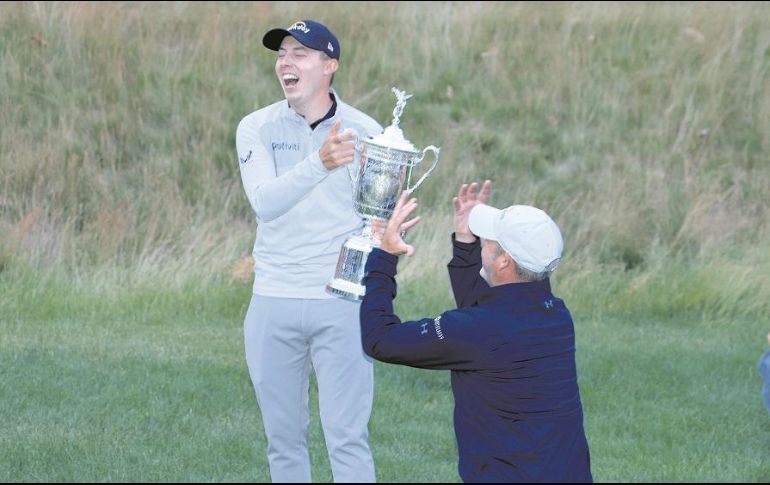 El golfista inglés supo manejar la presión en el tiempo correcto y se llevó la gloria máxima jugando en un Grand Slam. AFP