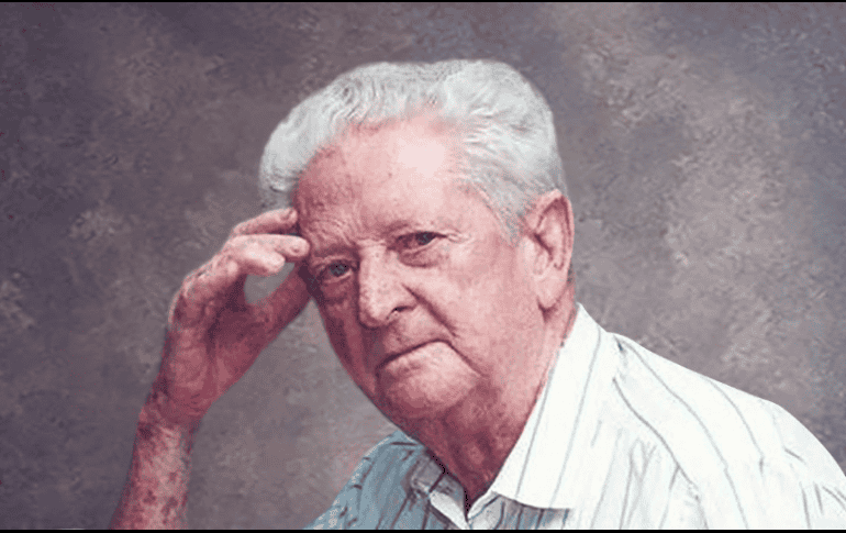 Chelo de Castro dedicó 72 años de su vida al periodismo deportivo, dando como resultado diversos homenajes. TWITTER / @ChelitoDeCastro