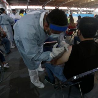 Mi Vacuna Jalisco: Discrepan en avance de vacunación; apenas 4 de cada 10 tienen el refuerzo