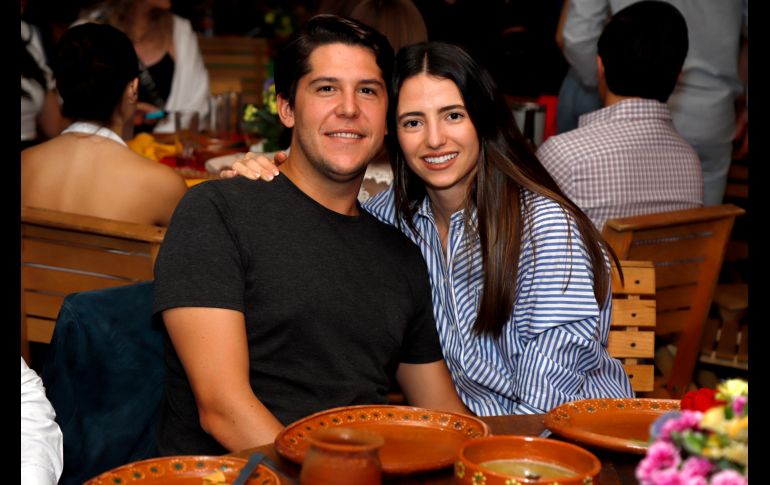 Esteban Razón y Natalia Romero. GENTE BIEN JALISCO/Claudio Jimeno