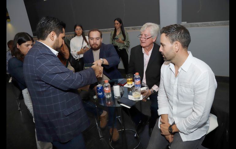 Jordan Jaimes, Sebastián y Luis Fernández del Valle con Germán Zulueta. GENTE BIEN JALISCO/Claudio Jimeno