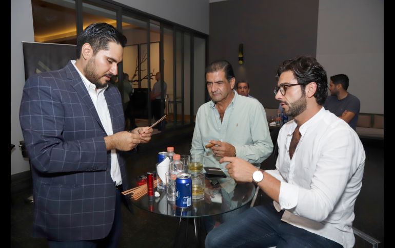 Jordan Jaimes, Eduardo Orozco González y Lalo Orozco. GENTE BIEN JALISCO/Claudio Jimeno