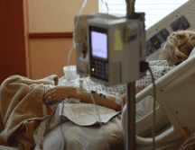 La eutanasia debe ser considerada una opción para todo paciente que se encuentra en un estado terminal, afirmó el diputado de Morena y presidente de la Comisión de Salud, Emmanuel Reyes Carmona. ESPECIAL