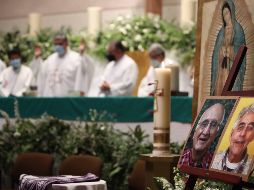 Los jesuitas fueron asesinados ayer tras proteger a una persona que buscaba refugio. El Universal