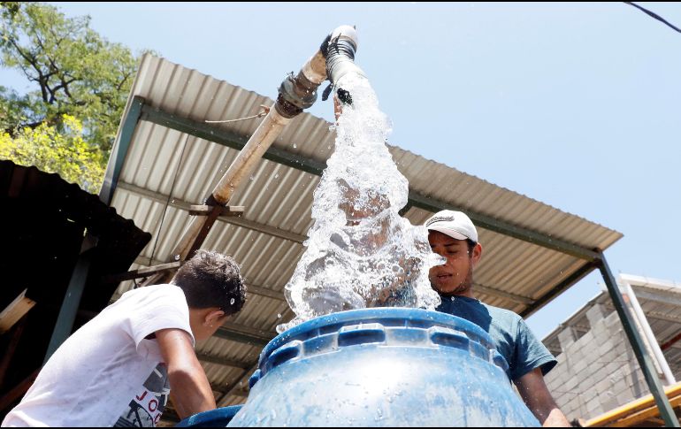 El director de Agua y Drenaje comenta que en la medida que aumente el almacenamiento de La Boca y Cerro Prieto, mejoraría el suministro. EFE / ARCHIVO